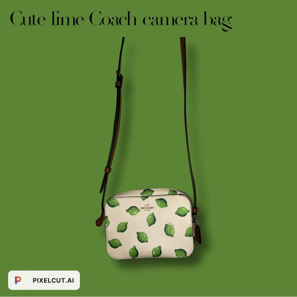 Coach Camera Bag Lime cross body
